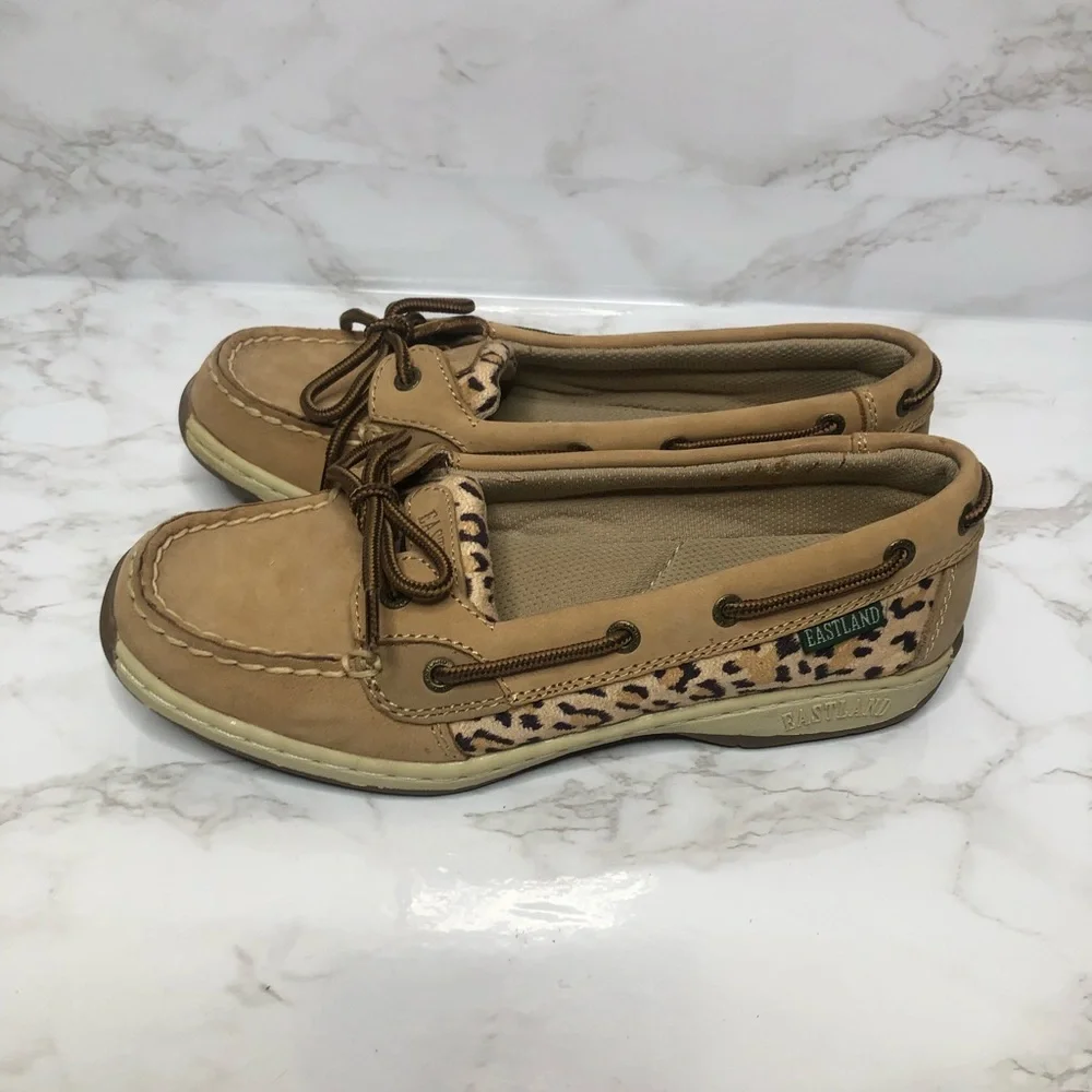 Eastland Sunrise Leather Slip on Boat Shoes In Excellent Like New Condition - Picture 4 of 9